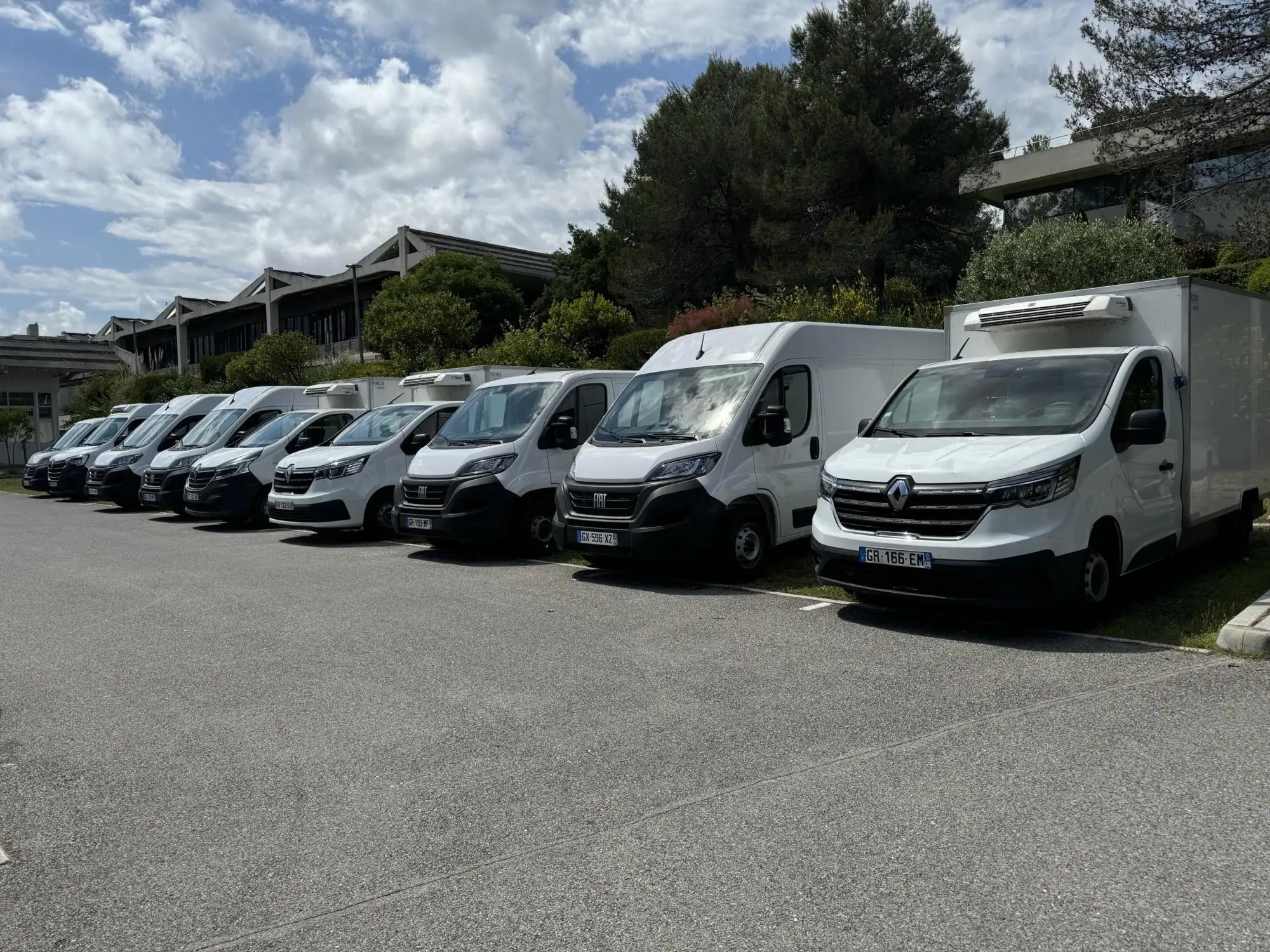Transport colis cannes et location utilitaire
